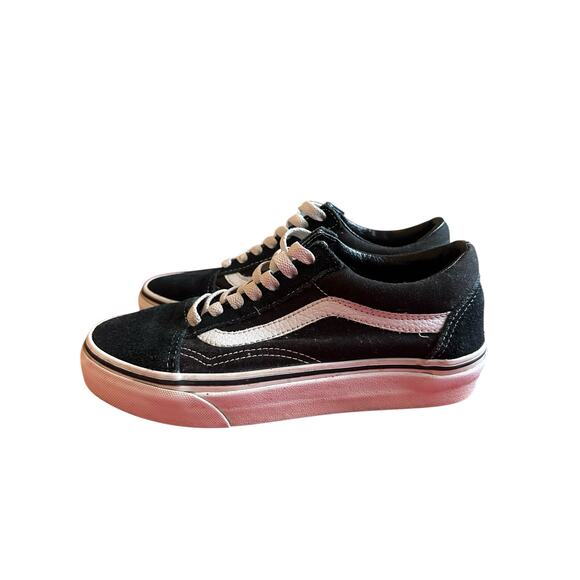 Vans Old Skool Shoes - Picture 3 of 6